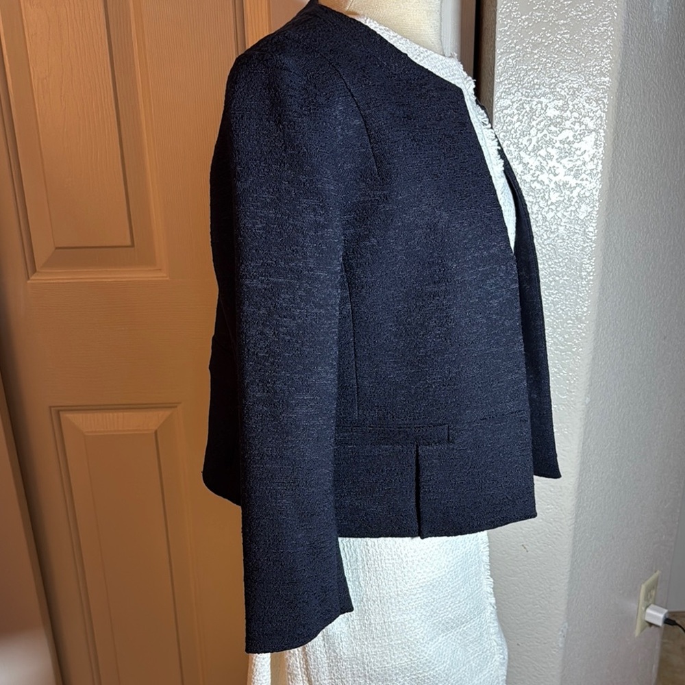 Ann Taylor Blue Blazer with Textured Fabric and Streamlined Design - Picture 7 of 8